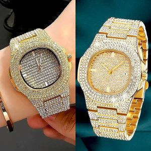 Luksuzni sat ukrašen kristalima | LUXURIA