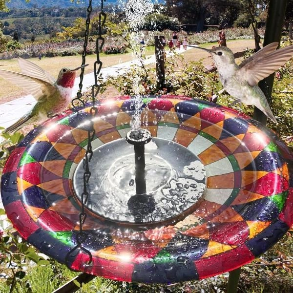 Plutajuća solarna fontana u ribnjaku
